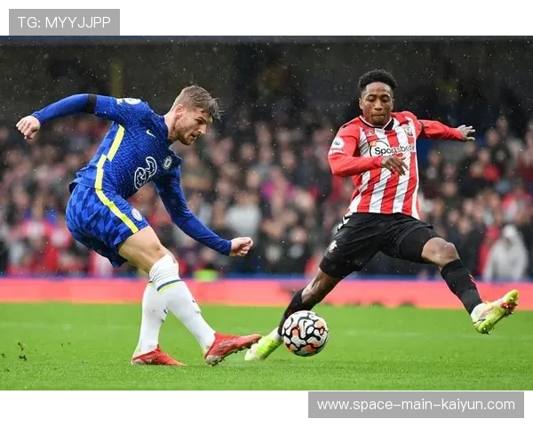 三中卫体系与高压逼抢重构英超防守艺术 三中卫体系与高压逼抢重构英超防守艺术