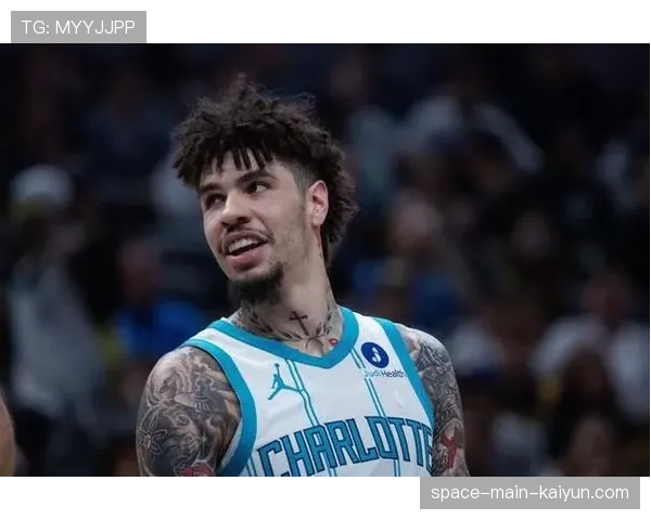 官方:黄蜂队拉梅洛·鲍尔正式获准恢复全面篮球活动